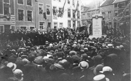 Inauguration du monument original le 19-09-1920